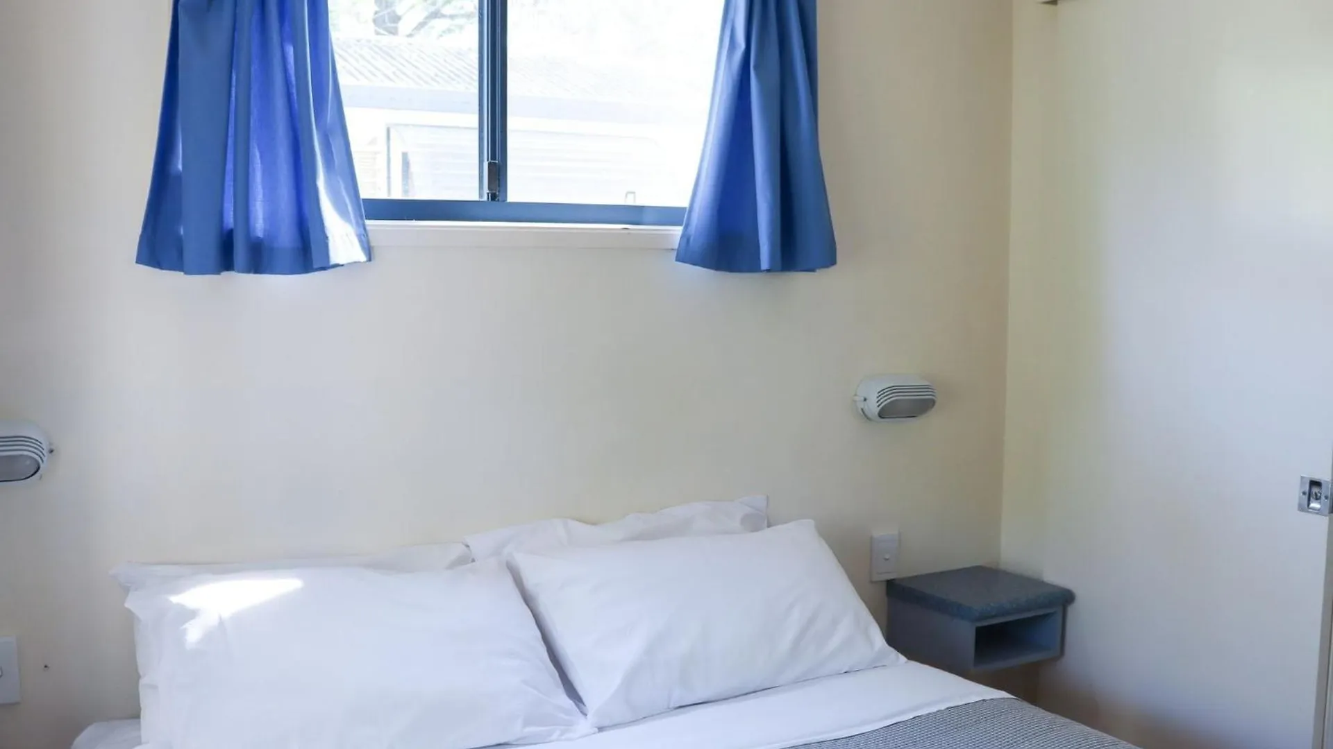Big4 Breeze Holiday Parks - Cania Gorge 2*,